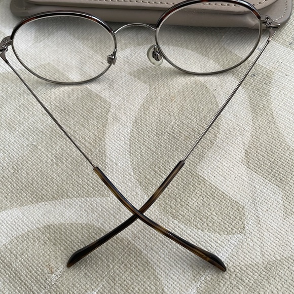 Giorgio Armani Frame. - Picture 3 of 6